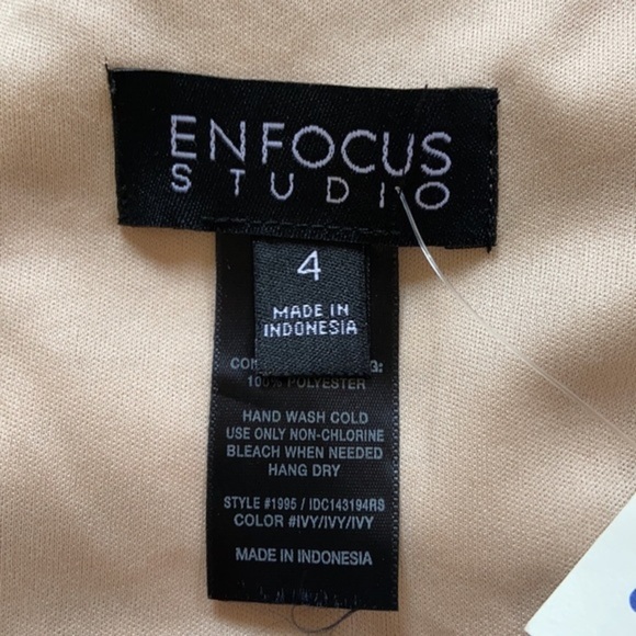NWT Enfocus Studio Lace Bandage Dress - Picture 9 of 10